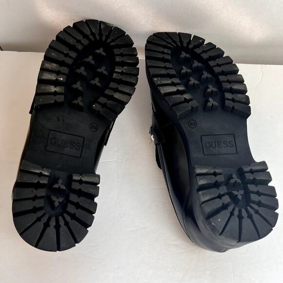 Guess Shoes Loafers Womens 8M Black Gold Tone Chain Lug Sole Chunky Platform - Picture 12 of 16